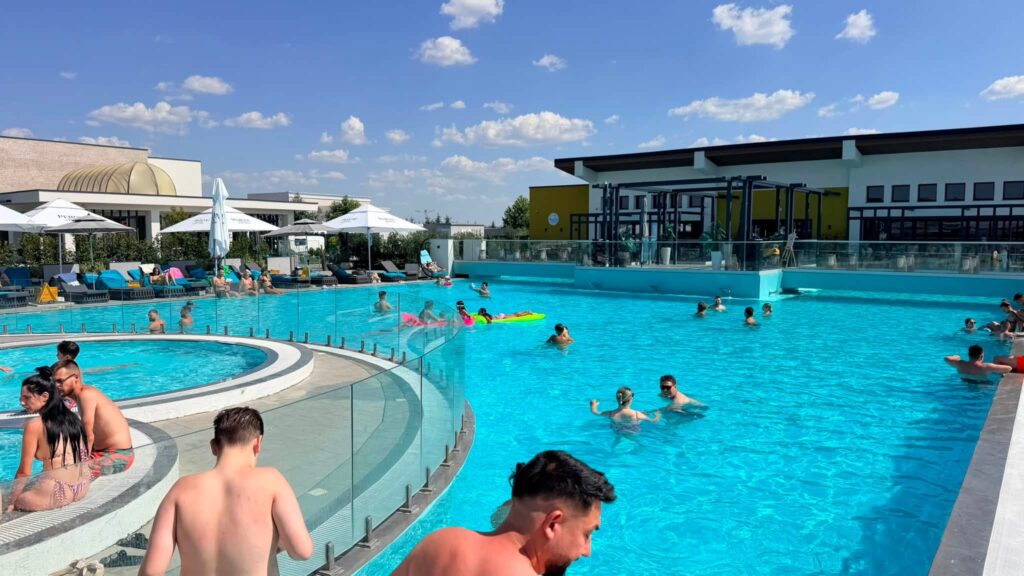 Piscina Avantgarde Craiova